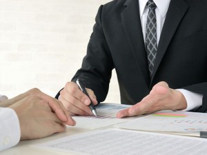 相続税申告を税務署に相談できる？ 予約方法、対応可能な相談範囲、デメリットまで説明